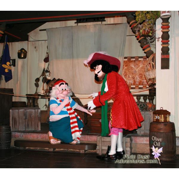 MK-Hool-and-Smee-pirate-stage